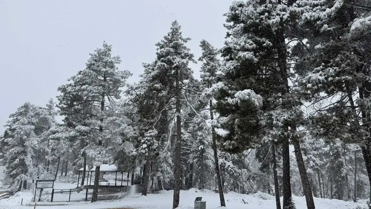 Mersin’in Zirvelerinde Kış Hüküm Sürüyor: Kar 15 Santimi Aştı! 1